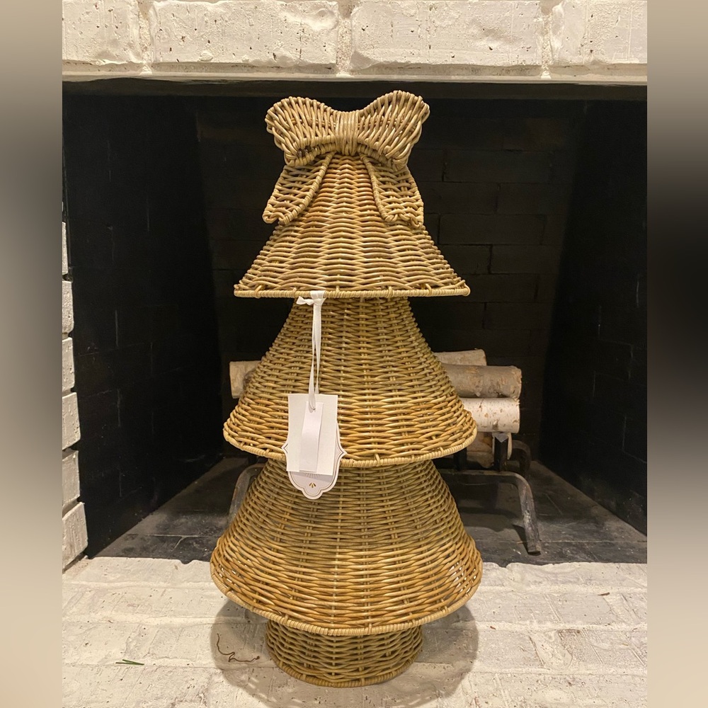NWT VIRAL Wicker Bow Christmas Tree